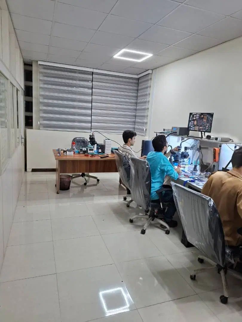 تعمیرات و خدمات پس از فروش موبایل ( بی فون )|خدمات رایانه‌ای و موبایل|کرج, کوی کارمندان جنوبی|دیوار