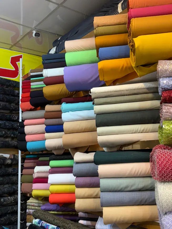 پارچه لباسی زیر قیمت (فقط روز جمعه ۲۱شهریور۱۵۰ )|لباس|مشهد, عبادی|دیوار