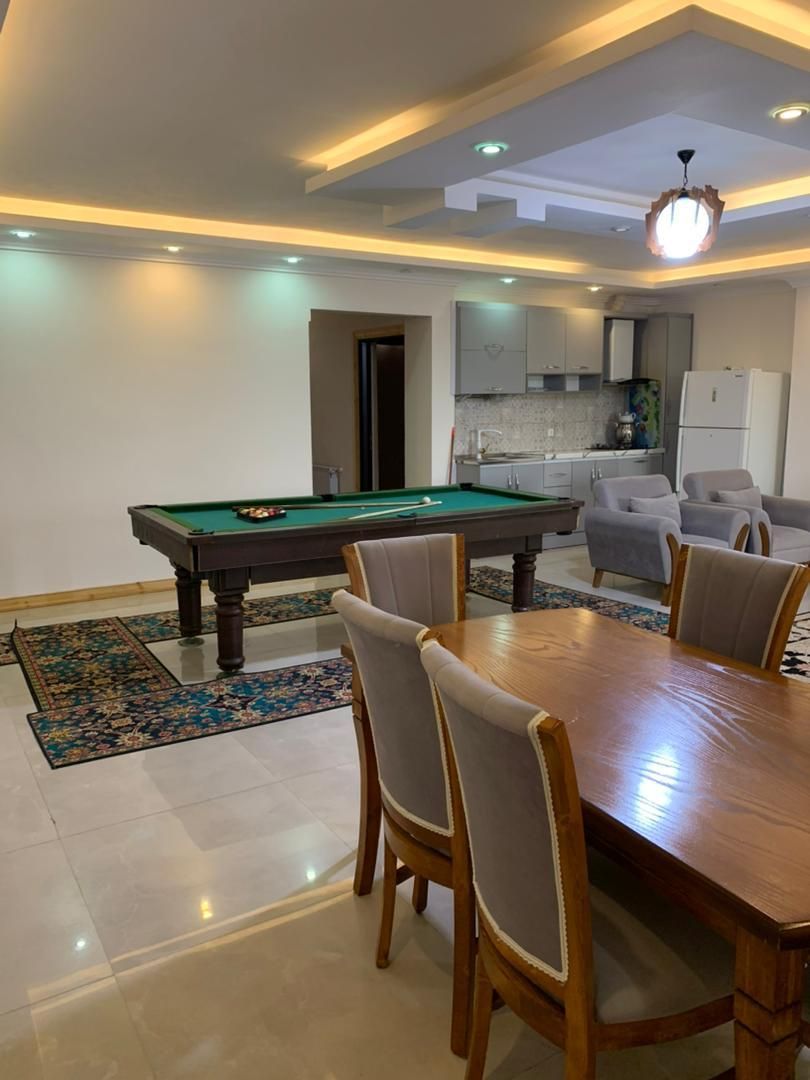 اجاره ویلا لب لب اب با استخر|اجارهٔ کوتاه‌مدت ویلا و باغ|محمودآباد, |دیوار