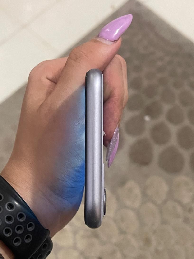 اپل iPhone 11 با حافظهٔ ۱۲۸ گیگابایت|موبایل|مشهد, الهیه|دیوار