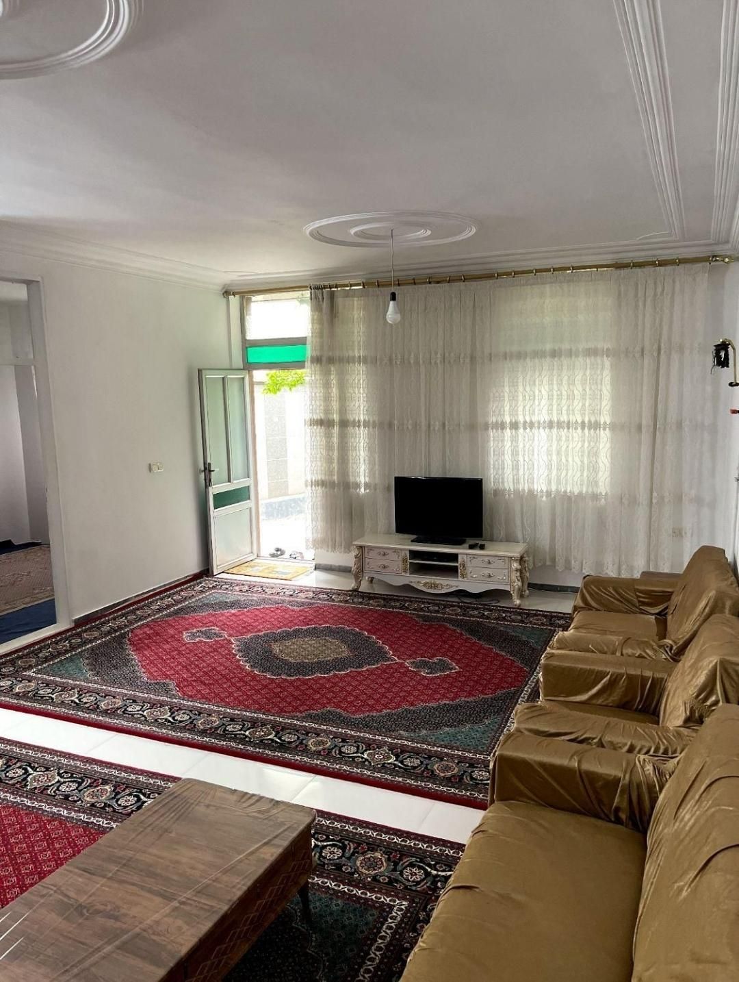 سوییت اجاره ای پارکینگ دار در مرکز شهر جوانرود|اجارهٔ کوتاه‌مدت آپارتمان و سوئیت|جوانرود, |دیوار