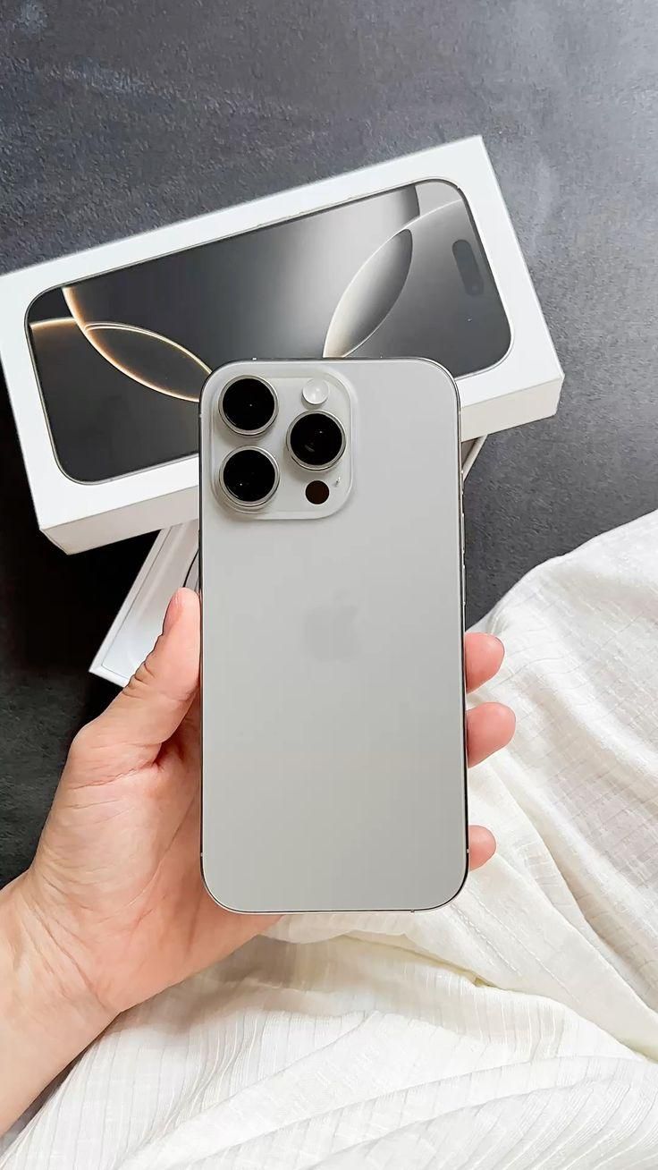 اپل iPhone 15 Pro Max با حافظهٔ ۲۵۶ گیگابایت|موبایل|تهران, ارم|دیوار
