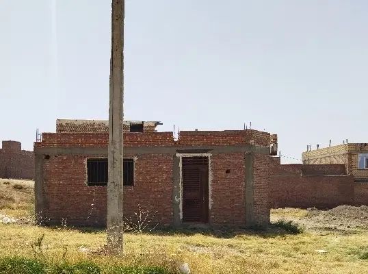 ساختمان نیمه کاره دو نبش اینگیجه شناژقایم|فروش زمین و ملک کلنگی|بوکان, |دیوار