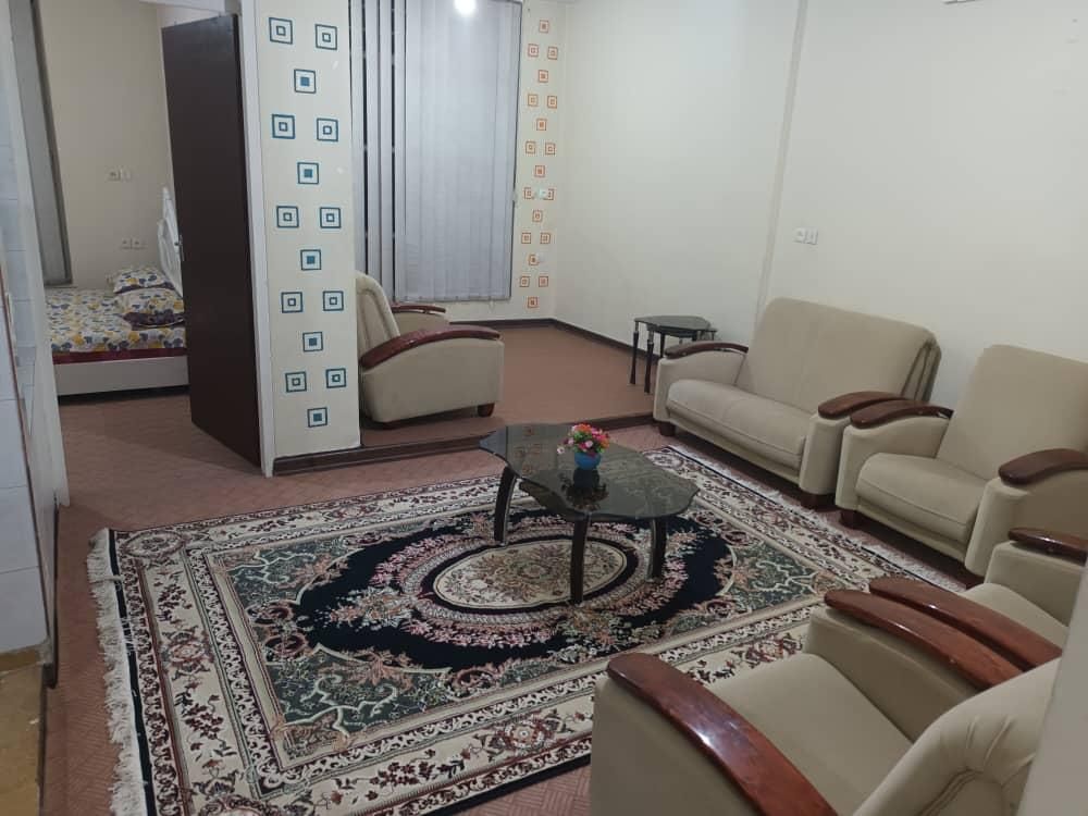 اجاره روزانه/هفتگی/ماهانه آپارتمان ۱۰۰ متری در نصر|اجارهٔ کوتاه‌مدت آپارتمان و سوئیت|شیراز, نصر|دیوار