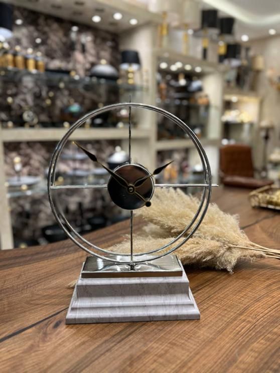 ساعت رومیزی پایه چوبی جدیدومدرن باضمانت رنگ وموتور|ساعت دیواری و تزئینی|مشهد, کوی سیدی|دیوار