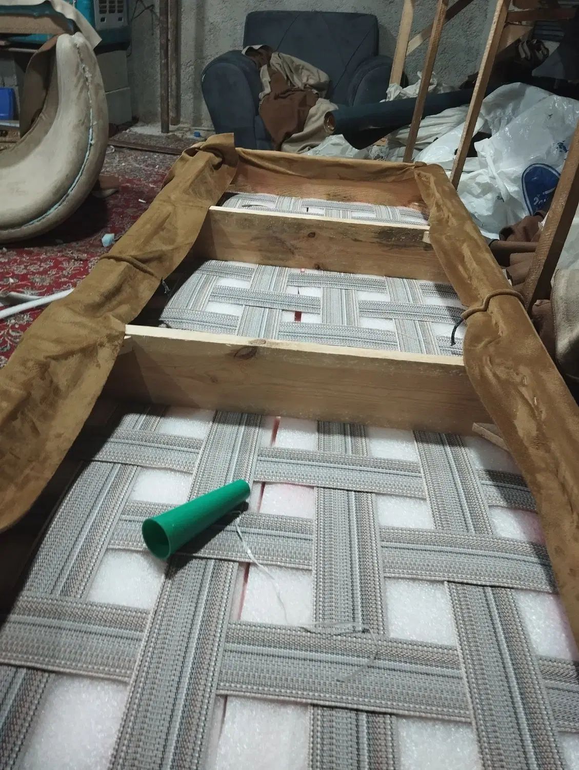 مبل راحتی رایان، با تسمه کشی فشرده،تولیدی انصاری|مبلمان خانگی و میز عسلی|یاسوج, |دیوار