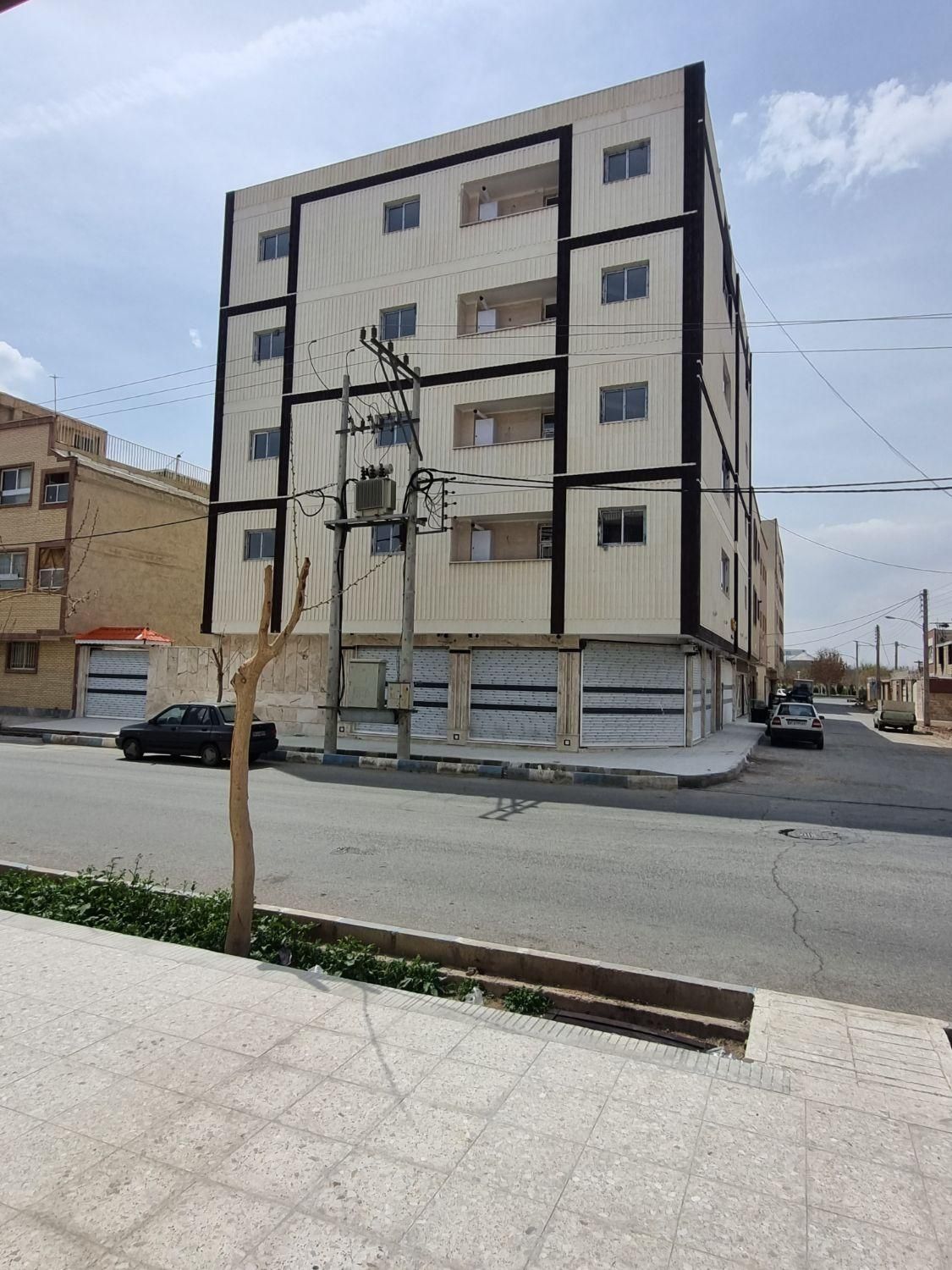 اپارتمان صفر گلدیس بر خیابان ابوذر|فروش آپارتمان|شاهین‌شهر, شهرک گلدیس|دیوار