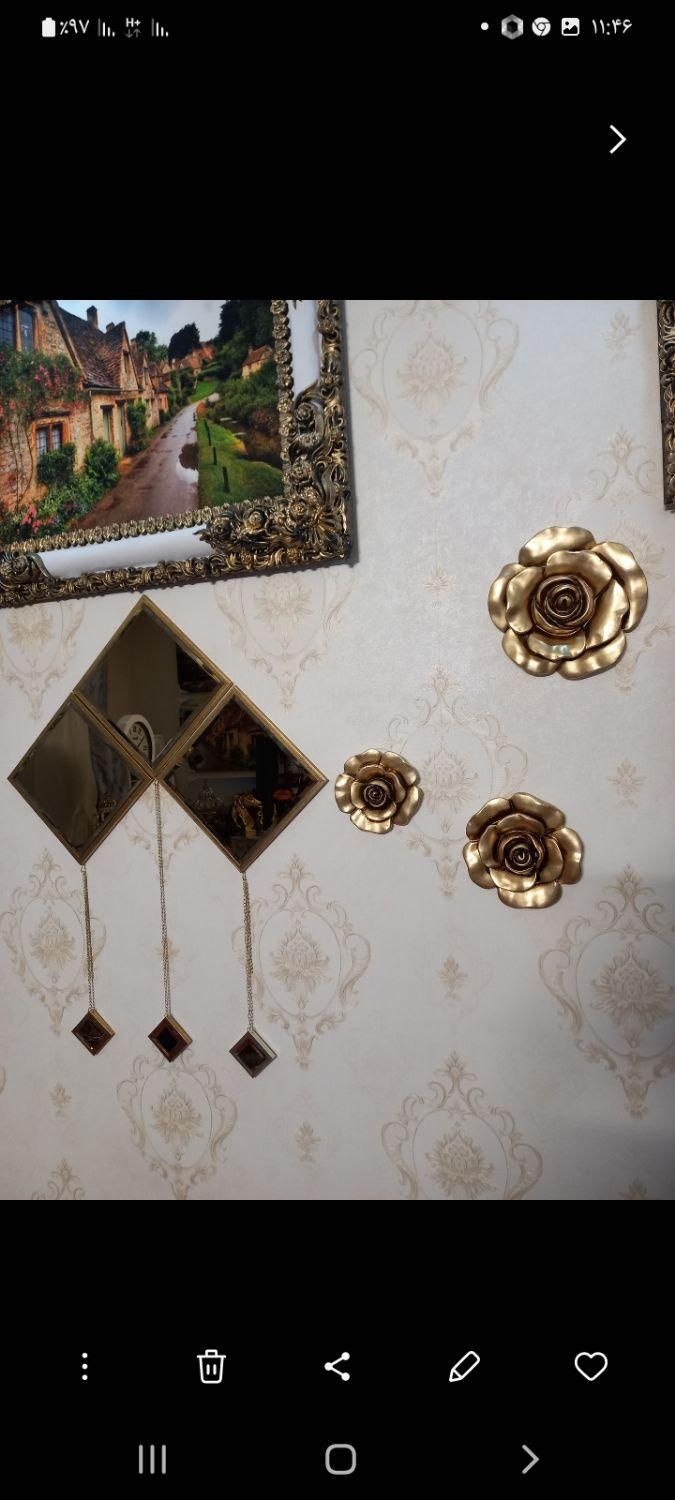 اینه لوزی و پروانه قاب دار کار تمیز|آینه|مشهد, سرافرازان|دیوار