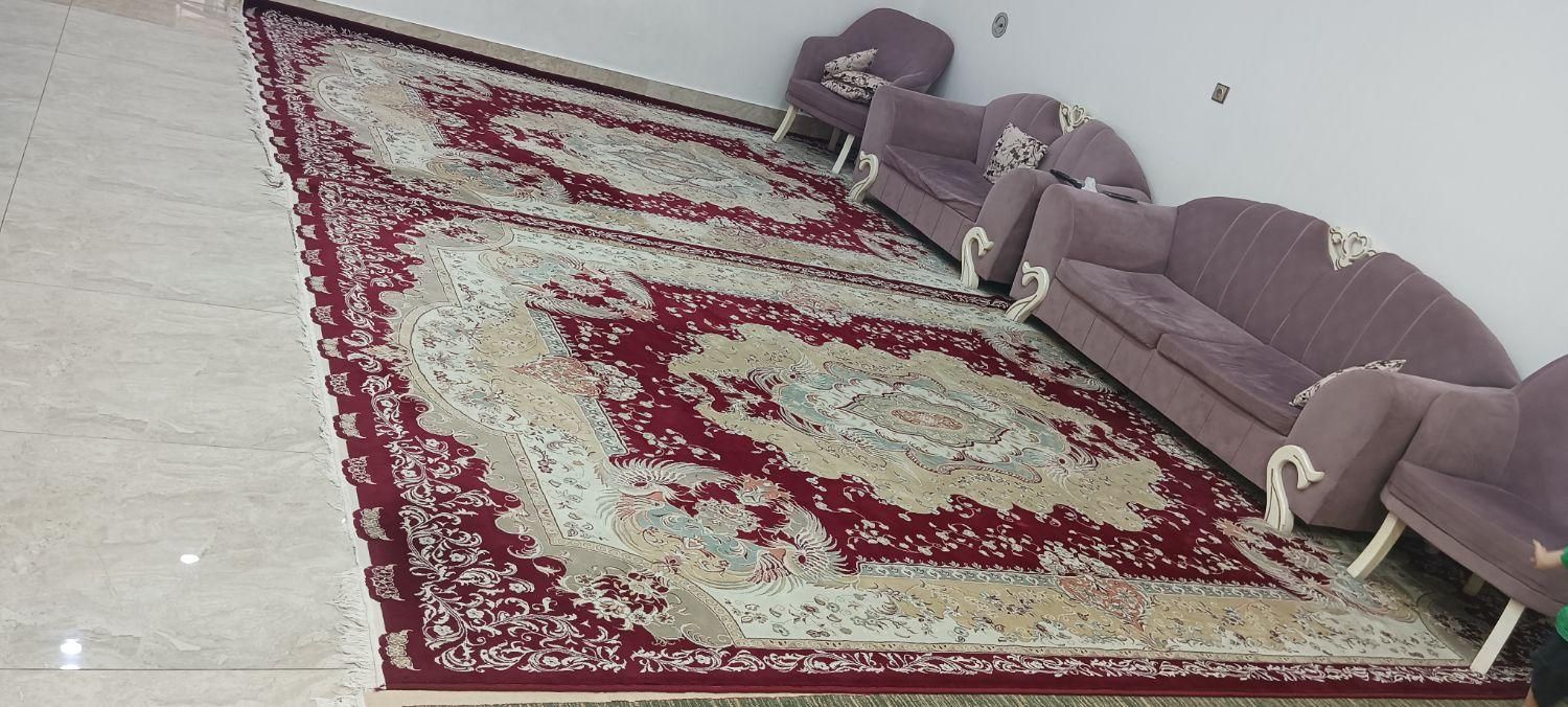 یک جفت فرش ۱۲ متری قدیمی ولی کاملا سالم|فرش|بهبهان, |دیوار