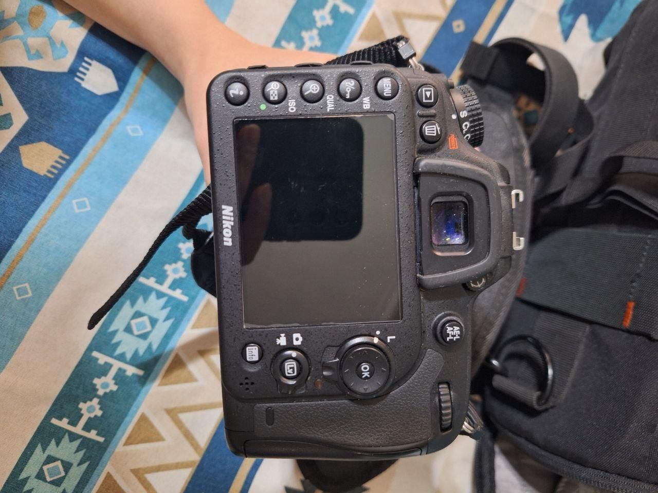 دوربین d7100 nikon|دوربین عکاسی و فیلم‌برداری|سبزوار, سیادتی|دیوار