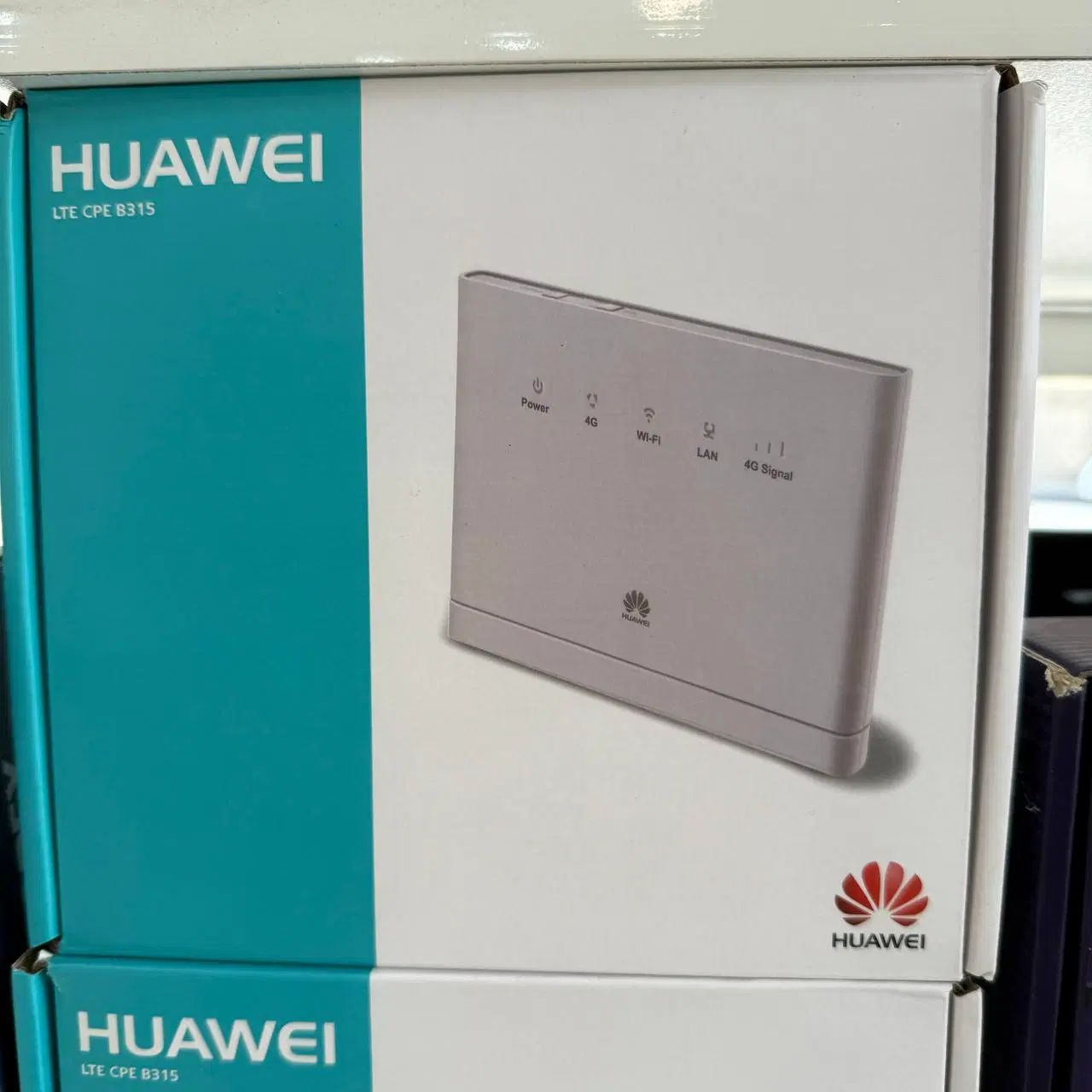 مودم ۴ آنتن سیم‌‌کارتی 4G/5G به همراه ۴ پورت LAN|مودم و تجهیزات شبکه|اصفهان, نقش جهان|دیوار
