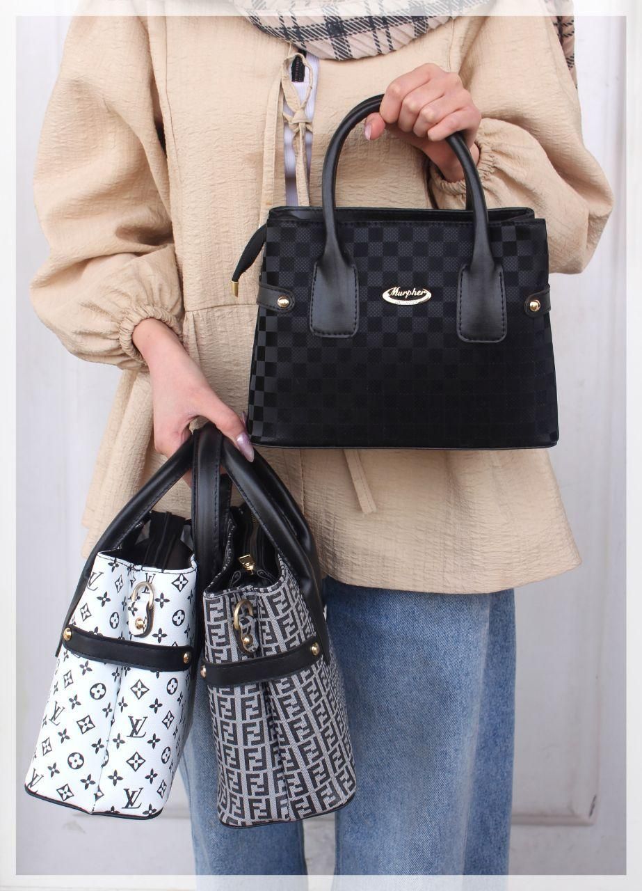 فروش عمده کیف|کیف، کفش، کمربند|شیراز, شاهچراغ|دیوار