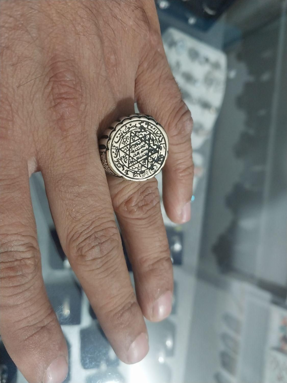 انگشتر نقره|کلکسیون اشیاء عتیقه|شیراز, سینما سعدی|دیوار