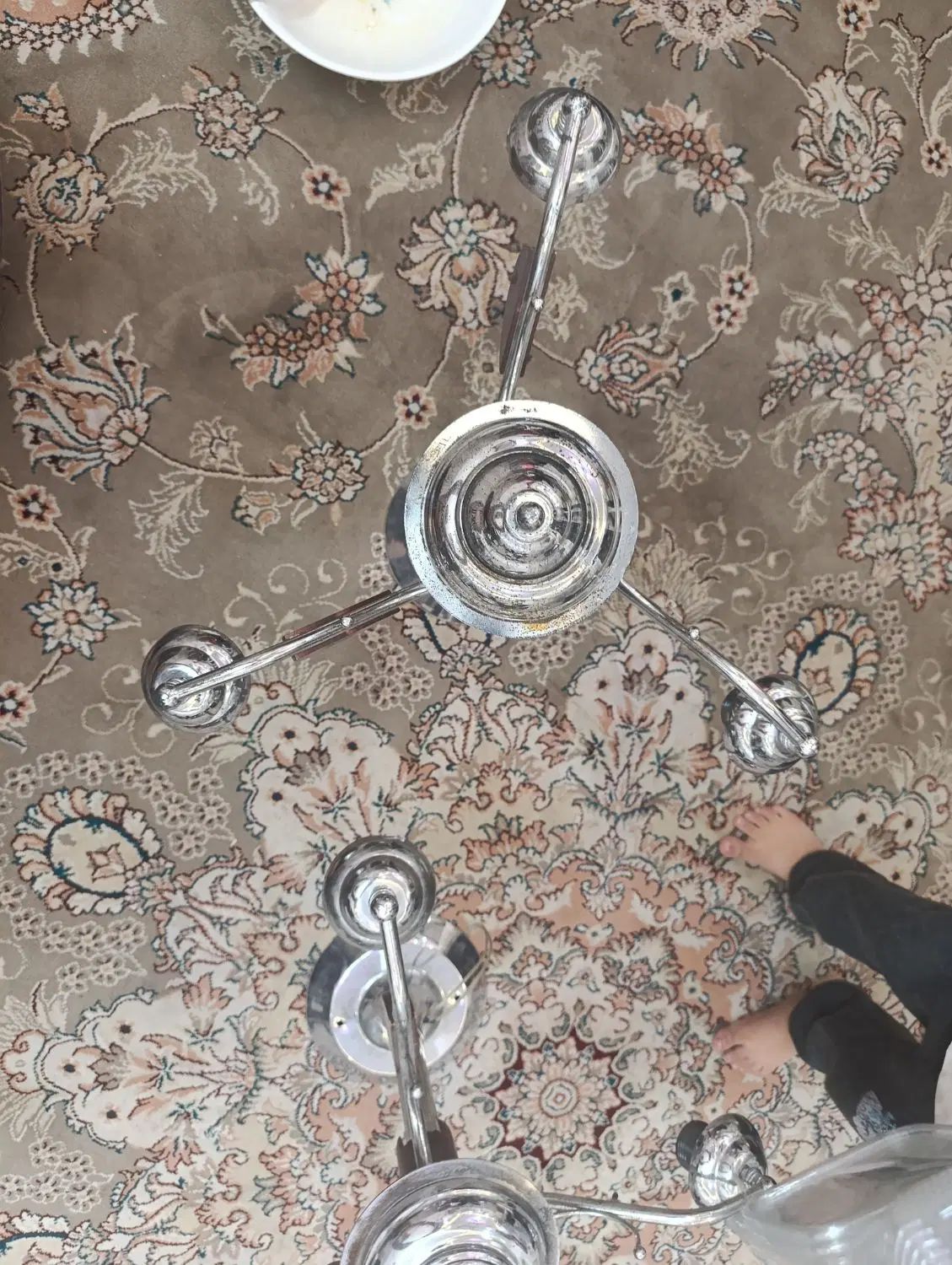 دو عدد لوستر سه شاخه|لوستر و چراغ آویز|مشهد, خواجه ربیع|دیوار