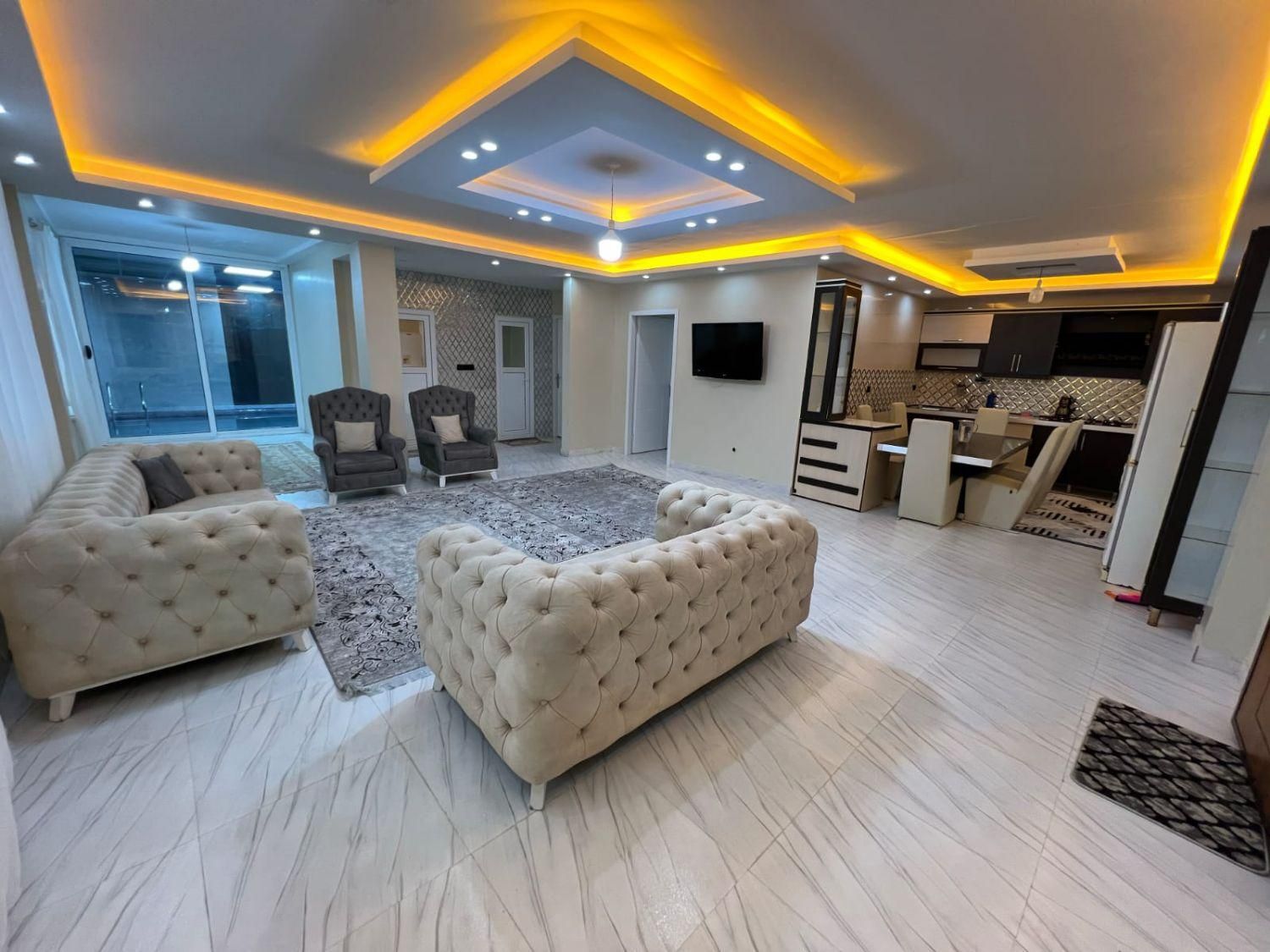 ویلای استخردار سرپوشیده سه خوابه لوکس جنگلی ساحلی|اجارهٔ کوتاه‌مدت ویلا و باغ|آستارا, |دیوار