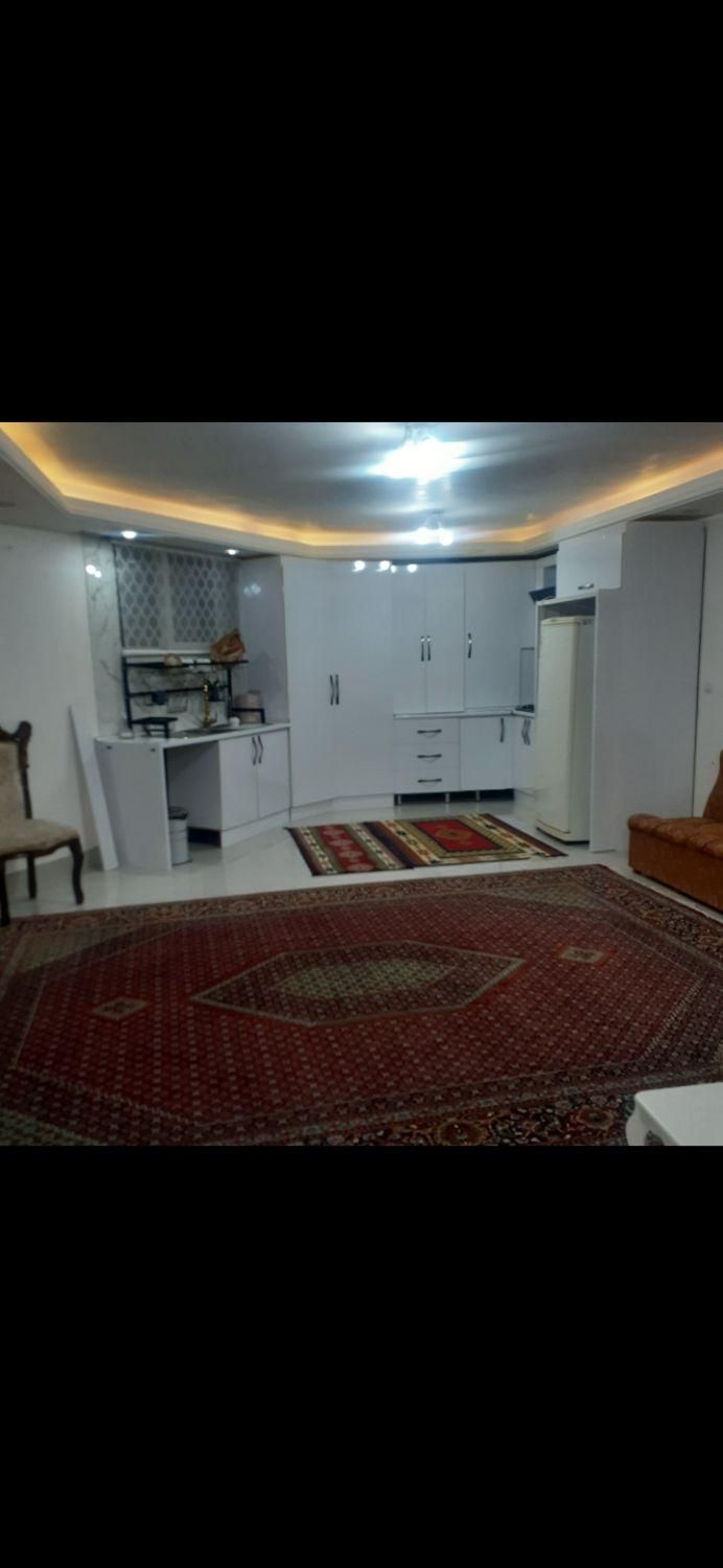 سوییت روزانه وهفتگی در مرکز شهر دربست مستقل|اجارهٔ کوتاه‌مدت آپارتمان و سوئیت|مشگین شهر, |دیوار
