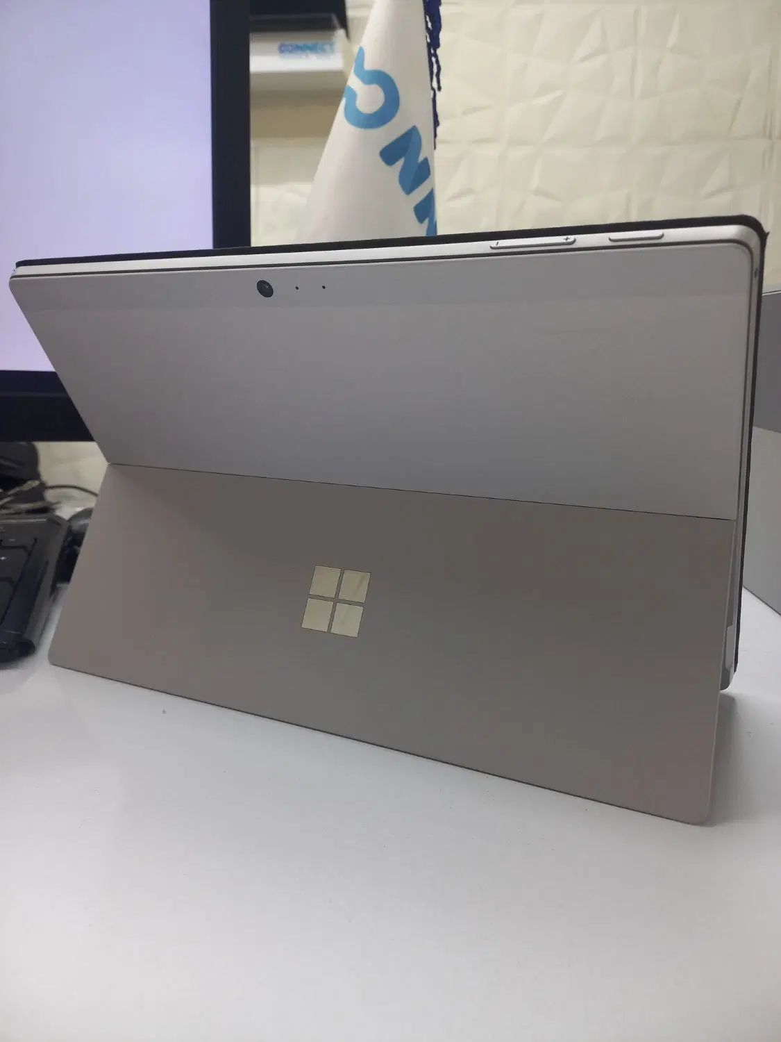 لپ تاپ Microsoft Surface Pro5 LTE|تبلت|اصفهان, بوستان آینه خانه|دیوار