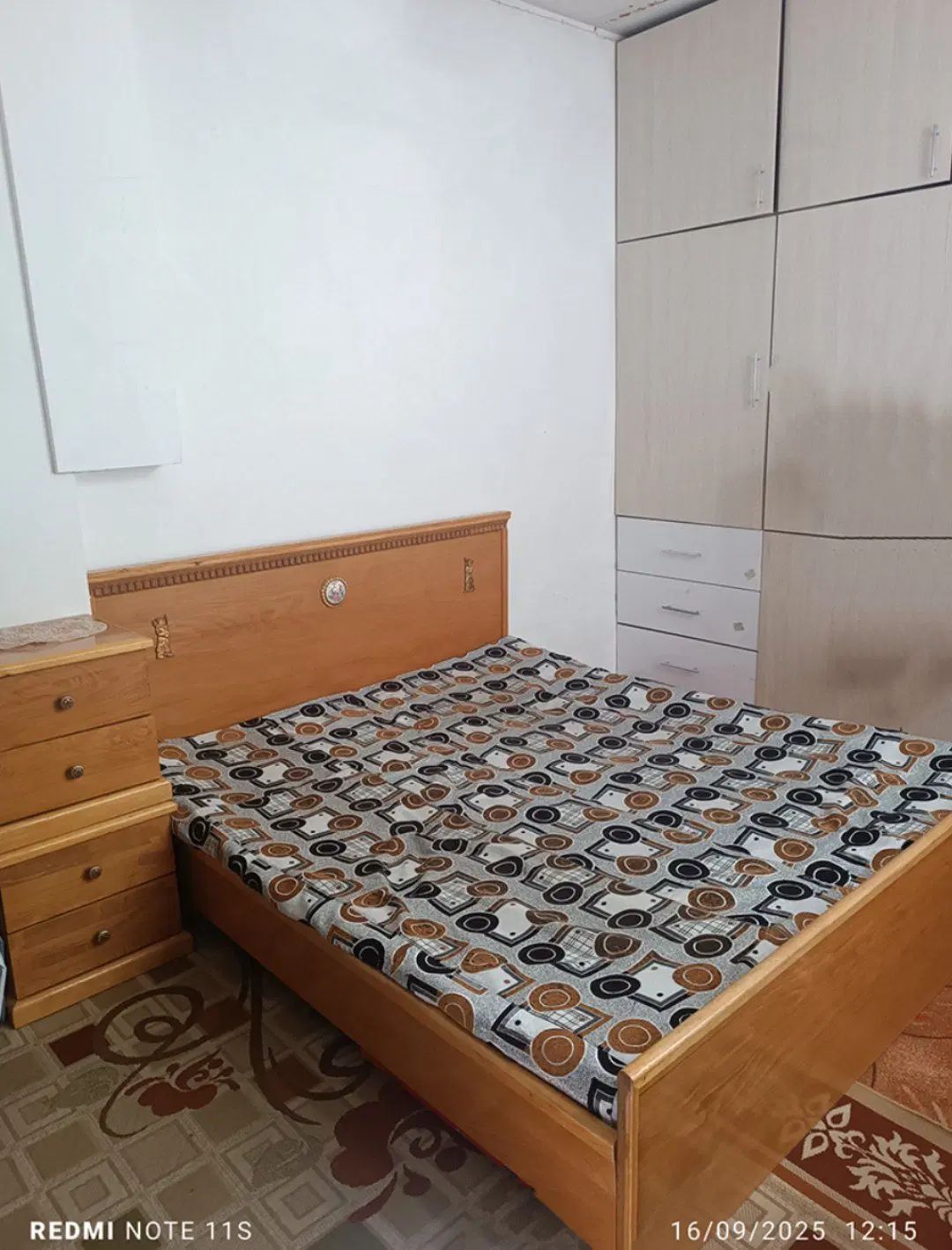 تخت مبل ساعت حلقه ورزشی میزتلفن میزعسلی اسپرسوساز|مبلمان خانگی و میز عسلی|مشهد, فدک|دیوار