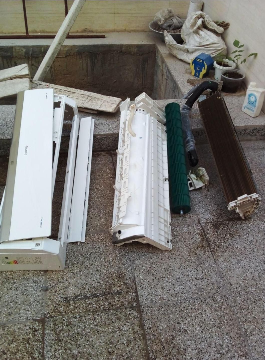 نصب ،سرویس ،شارژگاز،تعمیرات انواع کولرگازی واسپلیت|خدمات پیشه و مهارت|قشم, |دیوار