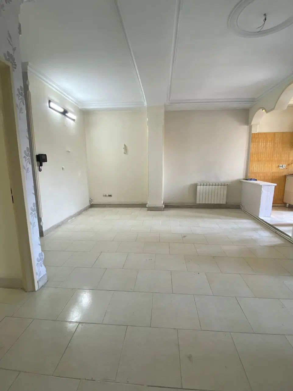 ۷۰ متر طبقه دوم /پارکینگ و انباری / آفتابگیر|اجارهٔ آپارتمان|کرج, مطهری|دیوار