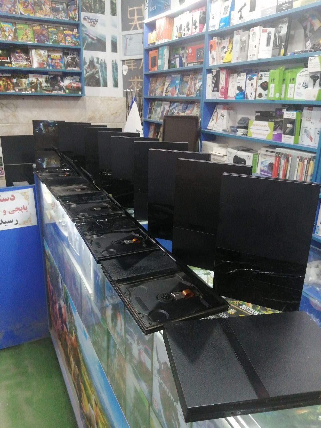 پلی استیشن 2 مناسب برای هدیه|کنسول، بازی ویدئویی و آنلاین|مشهد, نوید|دیوار