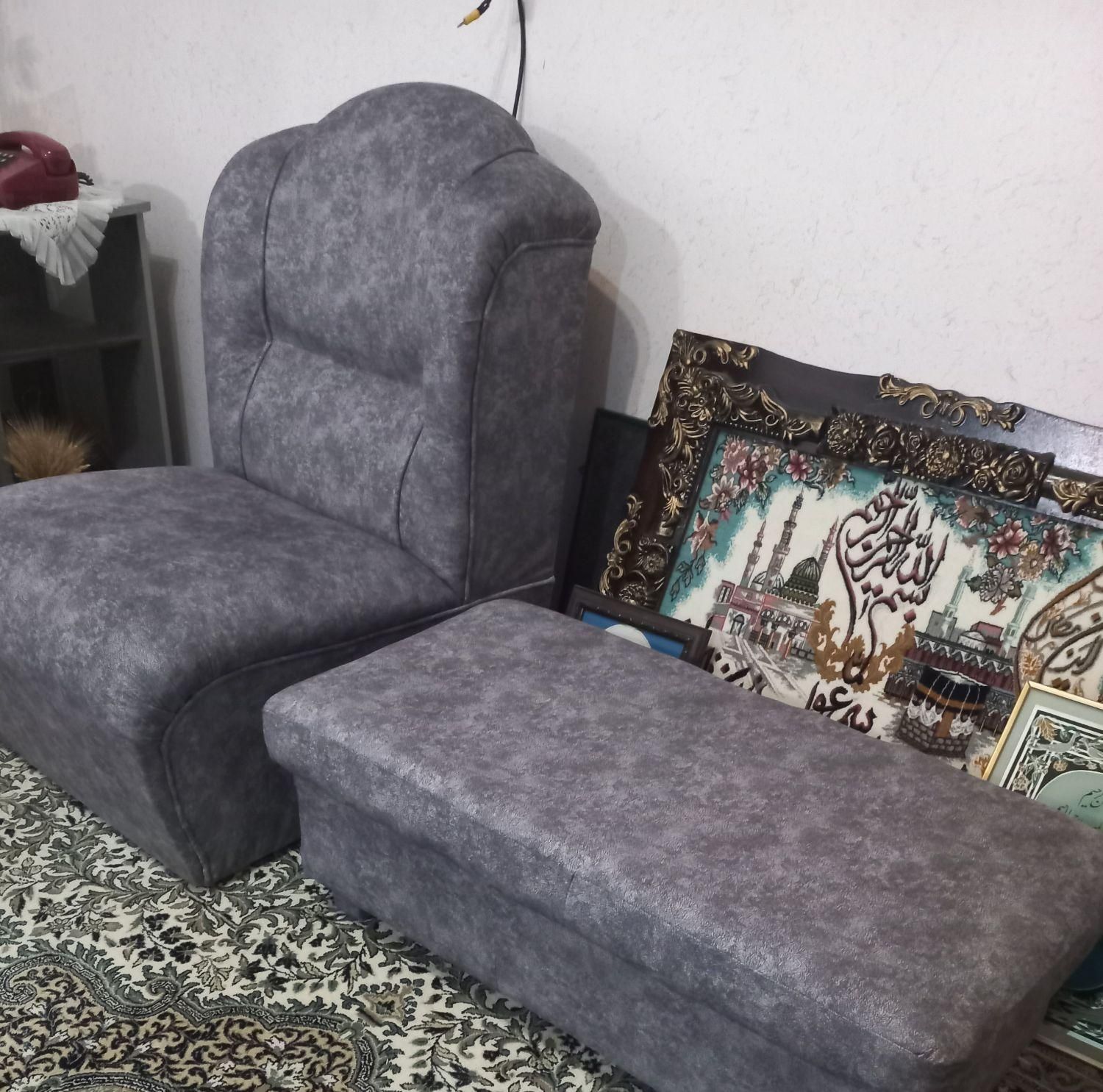 مبل ۷نفره چوب نراد و روکش تازه تعویض شده|مبلمان خانگی و میز عسلی|بندر انزلی, آذربایجان|دیوار