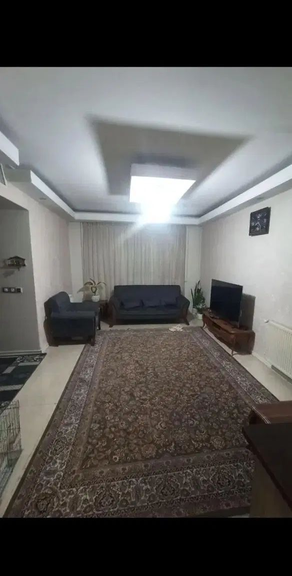 75متر واریانشهر اسانسوردار تخلیه خوش مالک|اجارهٔ آپارتمان|کرج, شهرک بنفشه|دیوار