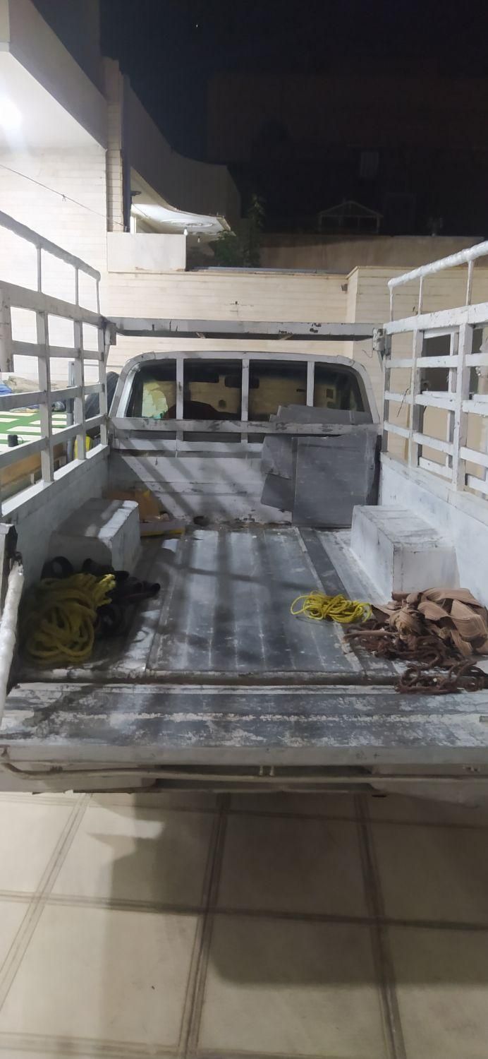 مزدا وانت خرک دار حمل شیشه.اسلب مبلمان ومتفرقه|خدمات حمل و نقل|اصفهان, احمدآباد|دیوار