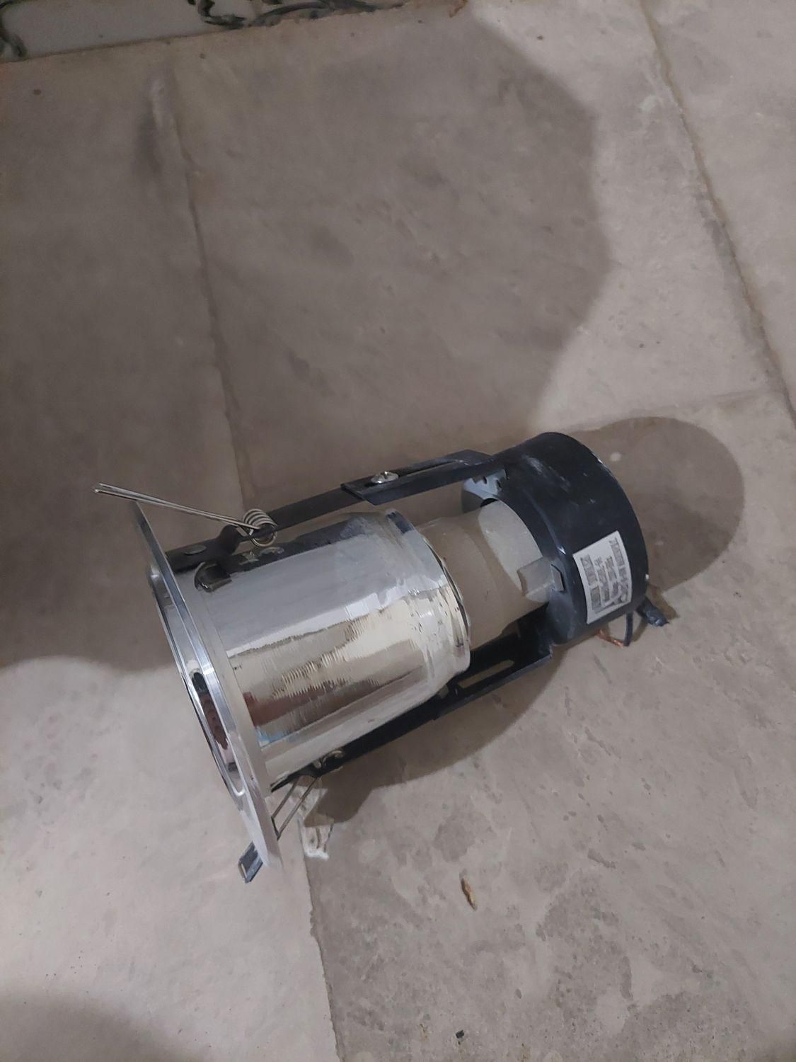 سر لامپ با قالب|لامپ و چراغ|نهاوند, |دیوار