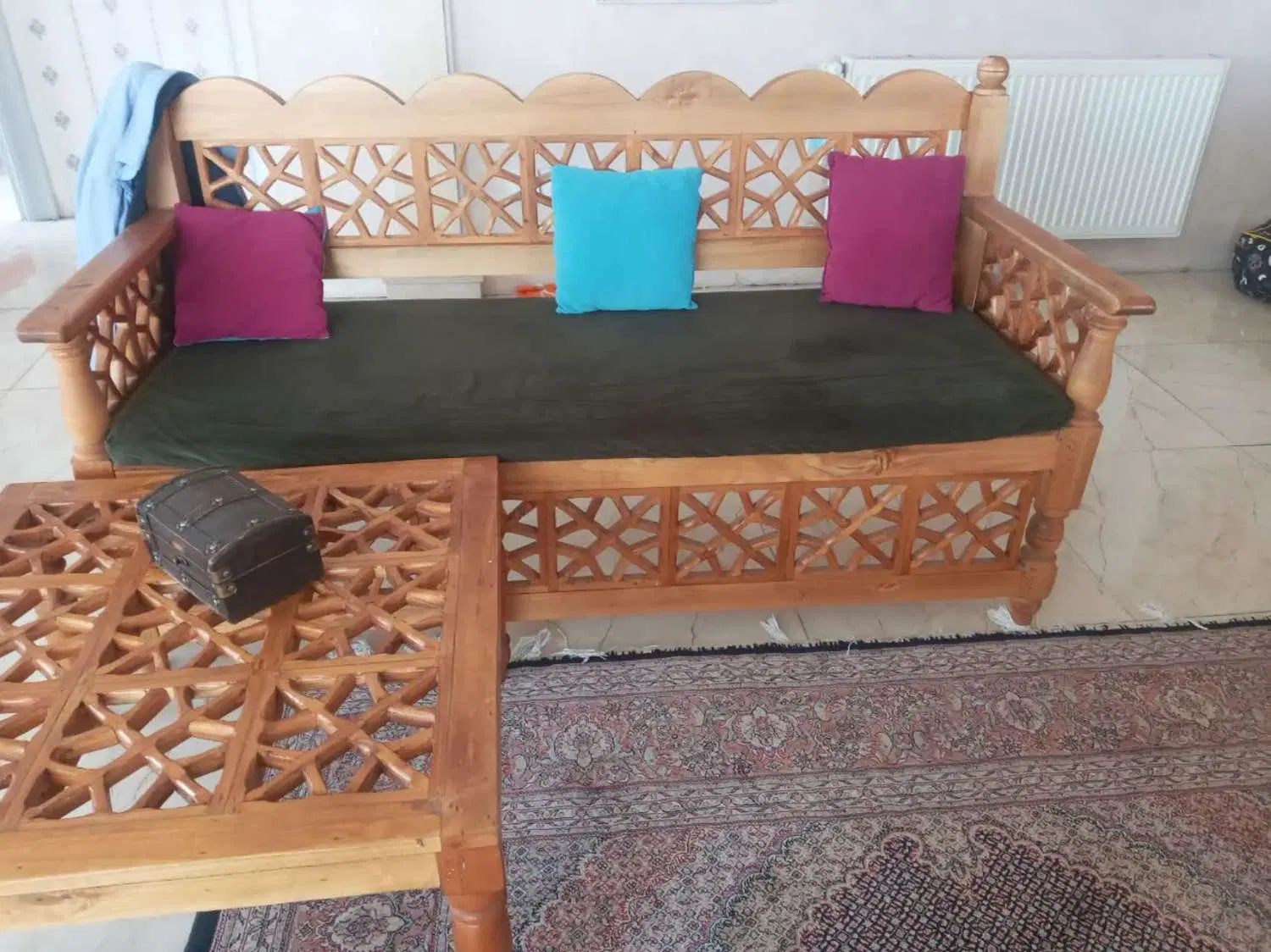 مبل ۷ نفره سنتی نو|مبلمان خانگی و میز عسلی|کرج, شهرک نهال و بذر|دیوار