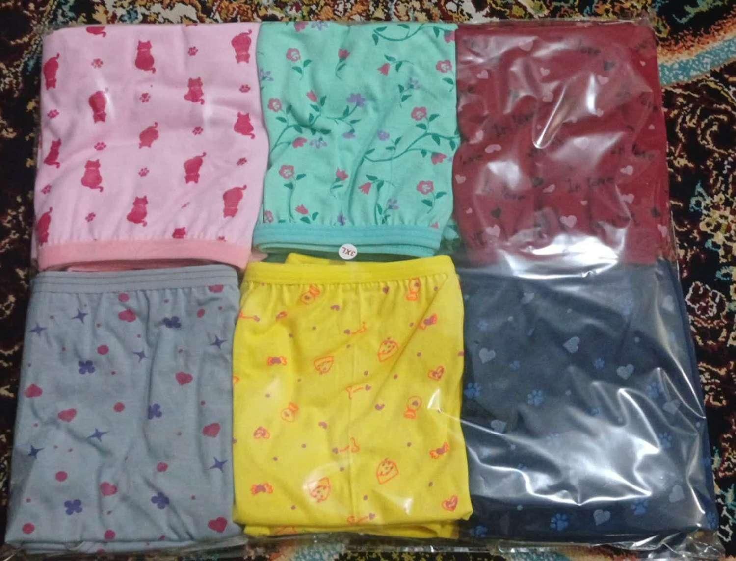 لباس زیرزنانه|لباس|قرچک, میرزائی جنوبی|دیوار