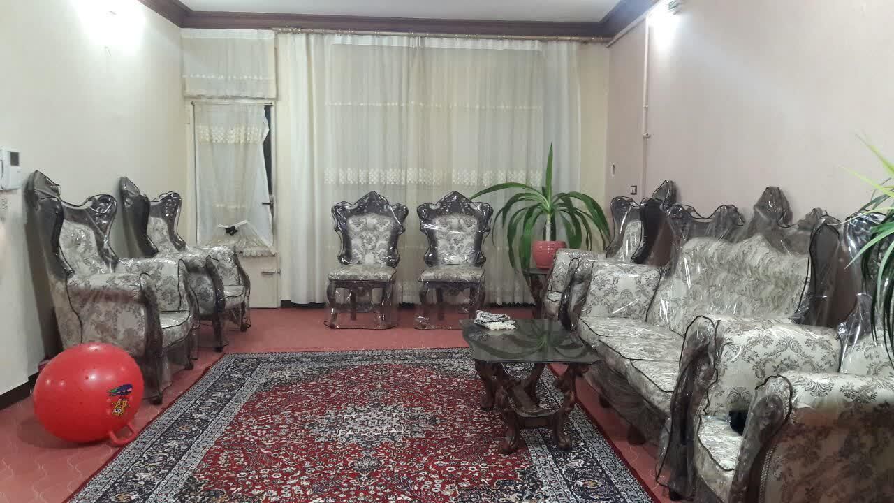 سوئیت ویلایی دربست۲۵۰متری فقط خانواده داخل شهر|اجارهٔ کوتاه‌مدت آپارتمان و سوئیت|بروجرد, |دیوار