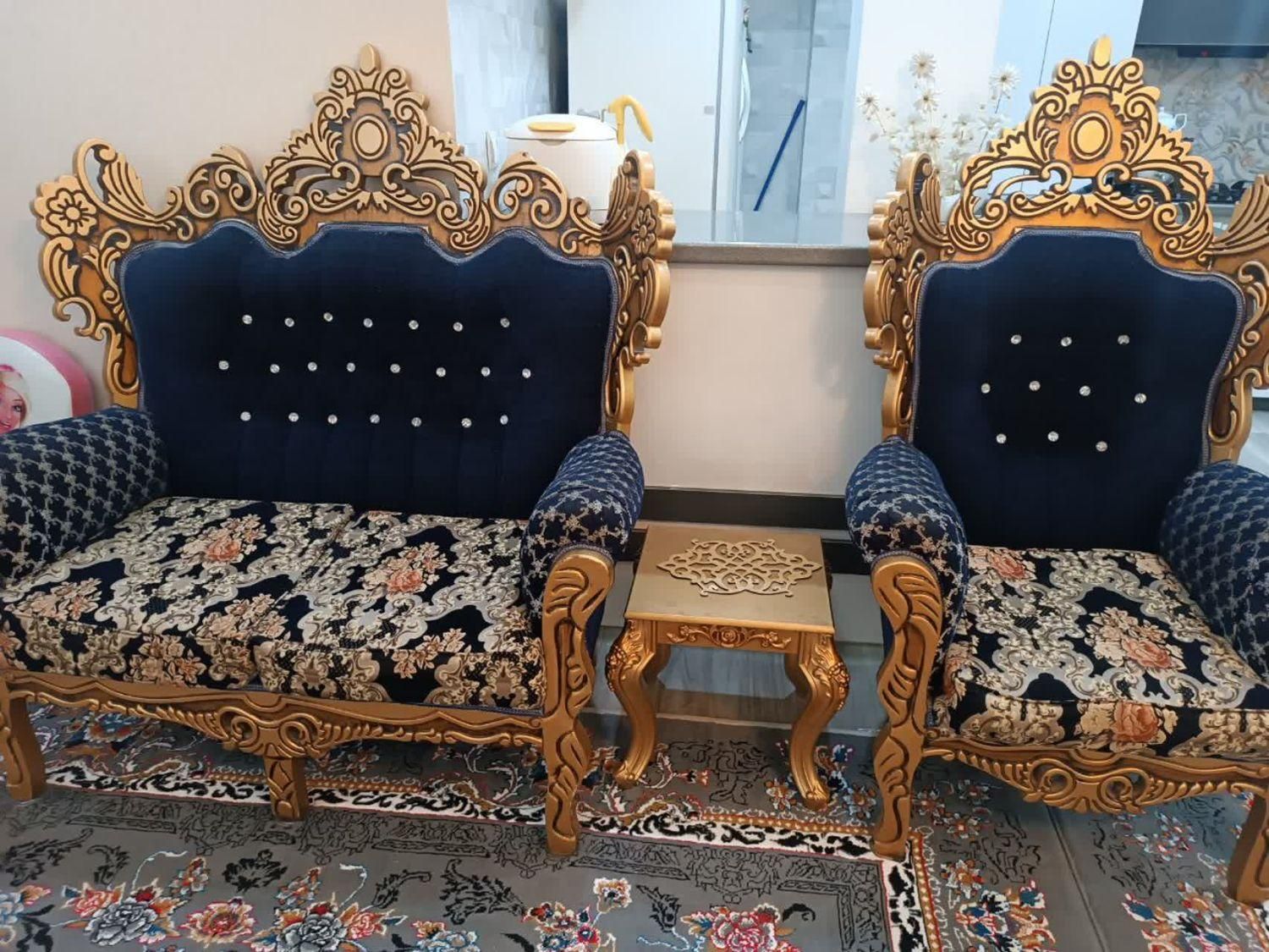 مبل سلطنتی|مبلمان خانگی و میز عسلی|پرند, |دیوار