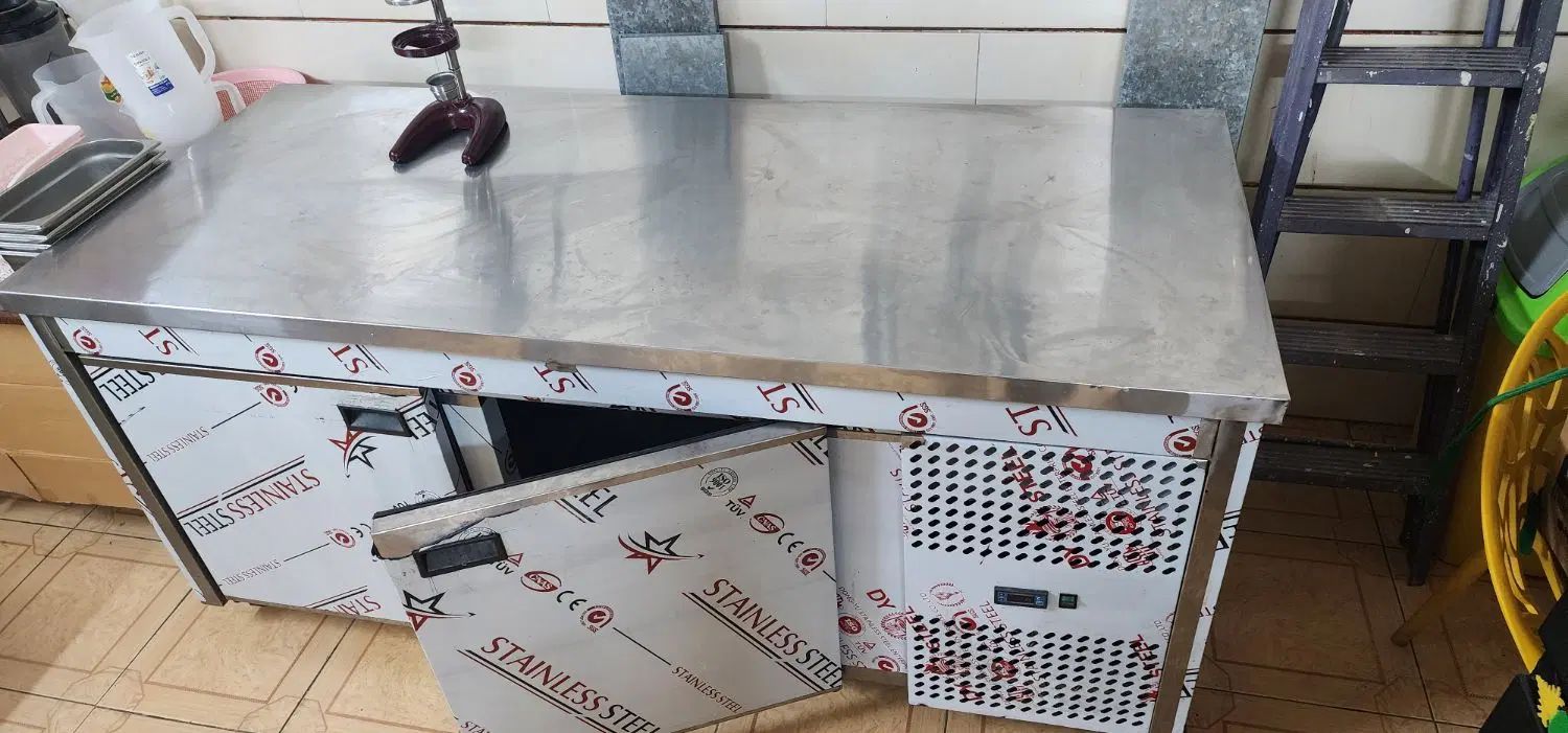 یخچال فریزر صنعتی مخصوص نگهداری بستنی و گوشت و...|کافی‌شاپ و رستوران|بندر ترکمن, |دیوار
