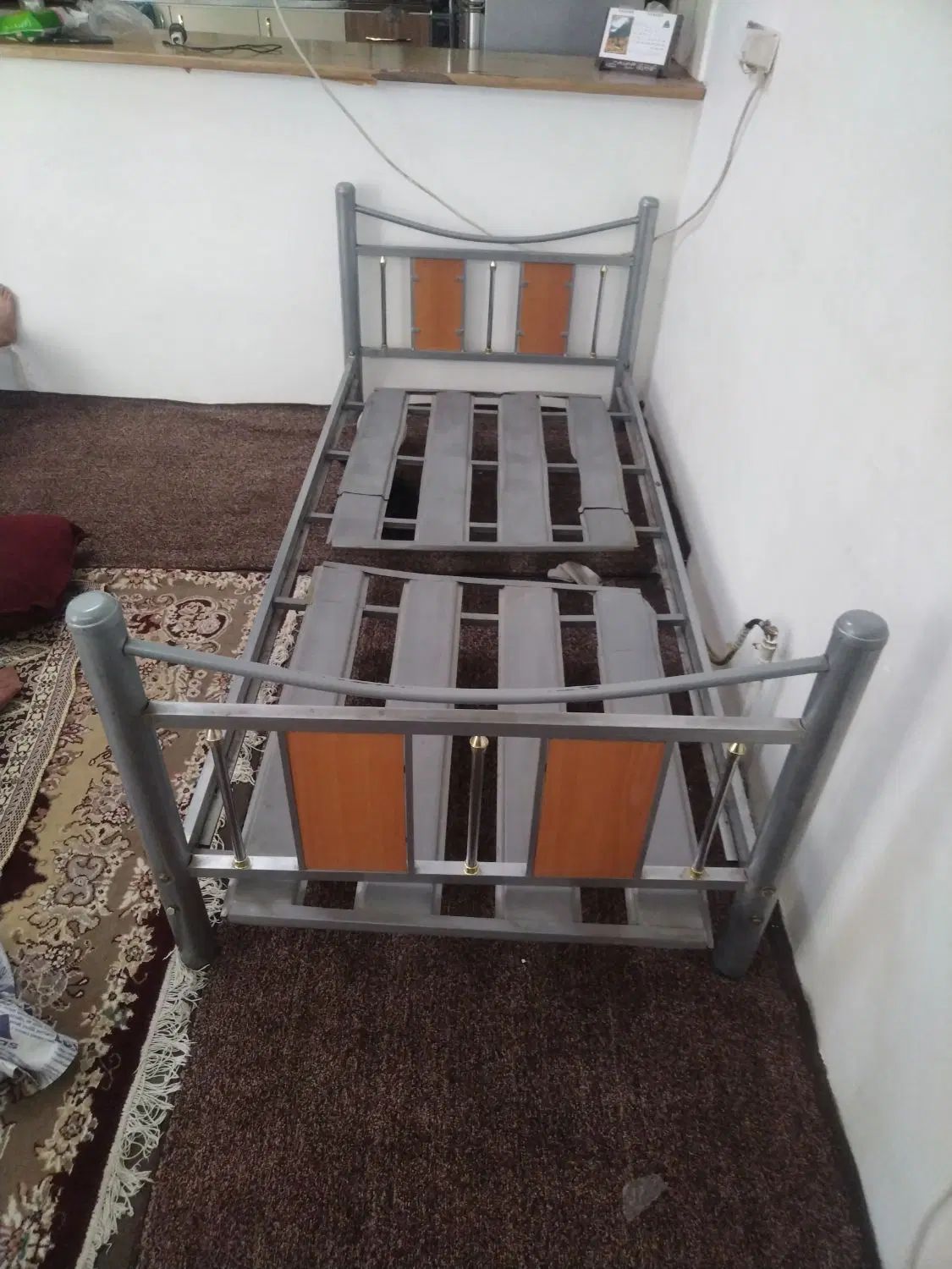 تخت یک نفره تمام فلز|تخت و سرویس خواب|مشهد, دانش|دیوار