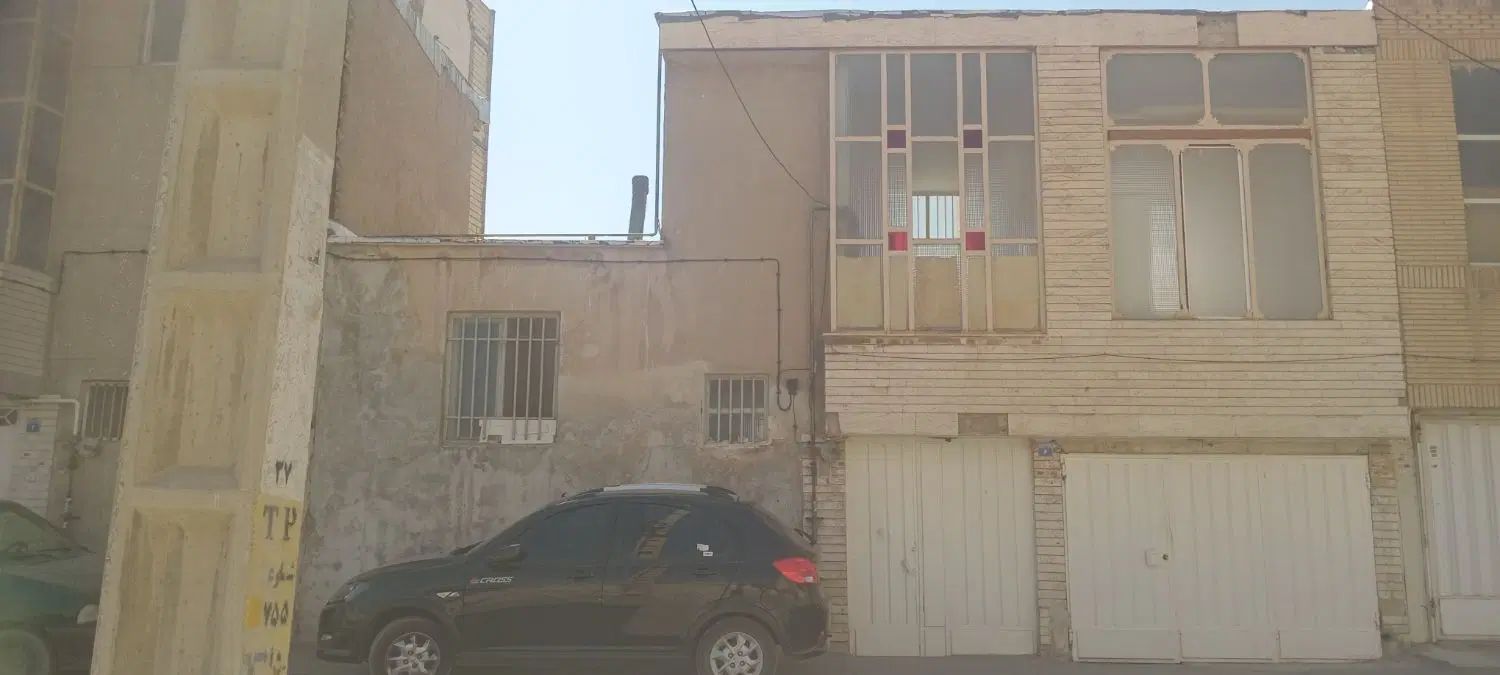 فروش منزل مسکونی خ باهنر|فروش خانه و ویلا|اصفهان, آهنگران|دیوار