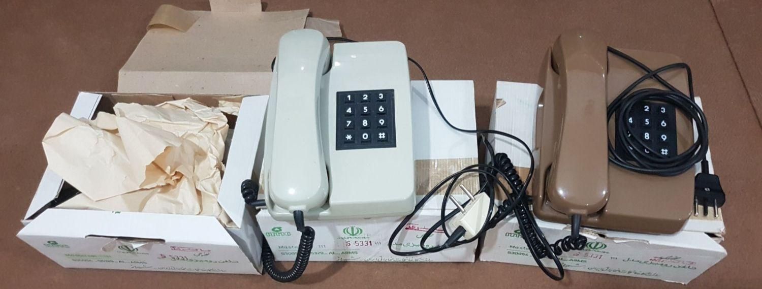 تلفن عتیقه قدیمی اکبند نو|تلفن رومیزی|کرج, شهرک فهمیده|دیوار