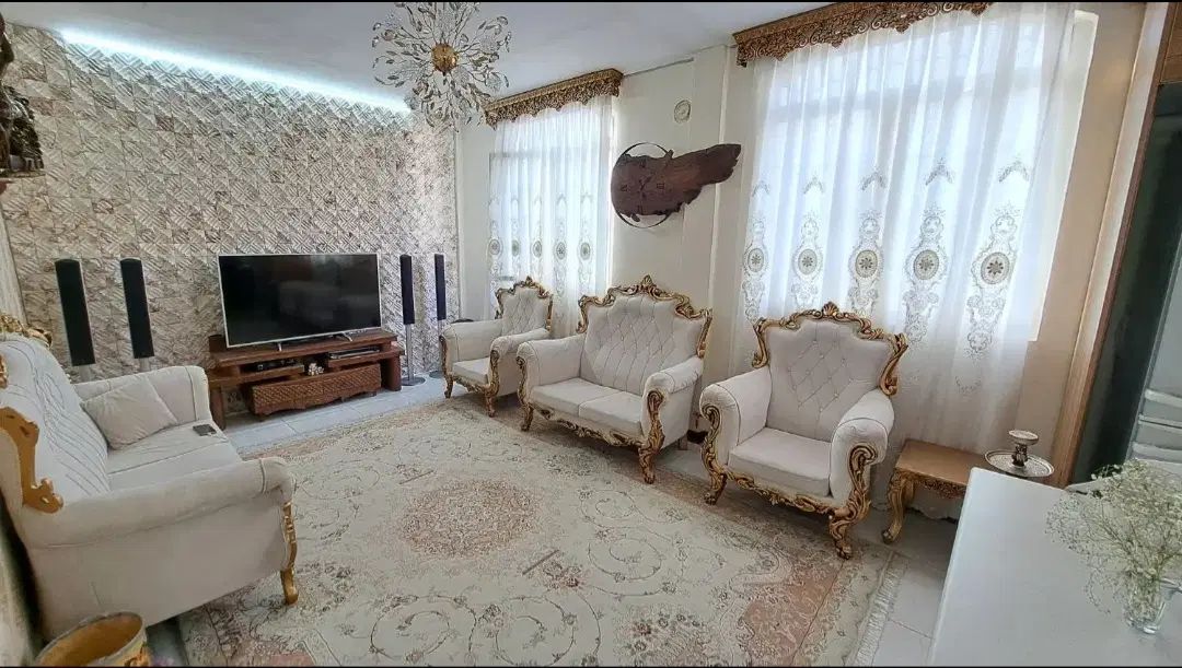 ۴۰مترتکواحدی۱خواب تخلیه زیرقیمت/اذری قدرت پاکی|فروش آپارتمان|تهران, آذری|دیوار