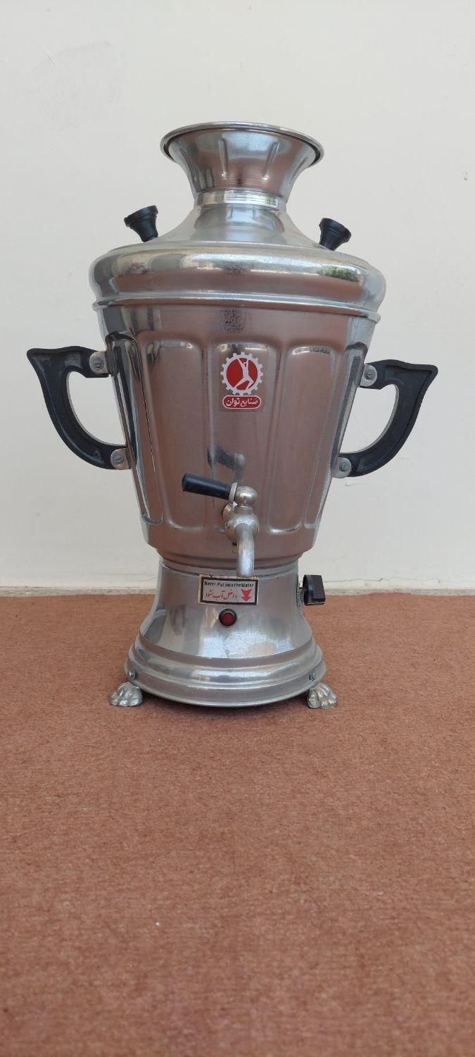 دو مدل سماور نو برقی و سماور کارکرده گازی سالم|سماور، چای‌ساز، قهوه‌ساز|بابلسر, |دیوار