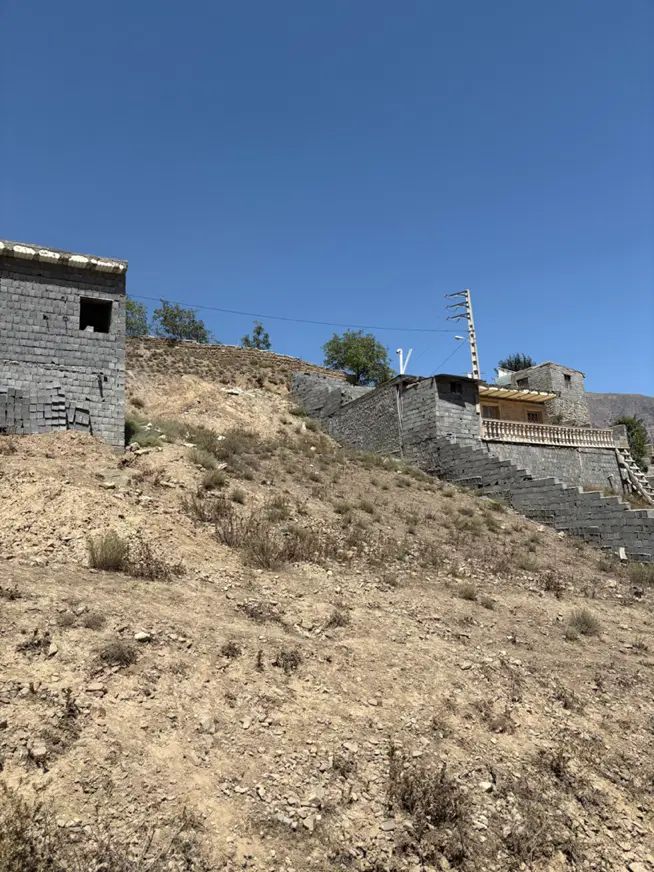 زمین ۳۰۰ متری، قابل تفکیک به دو تا ۱۵۰ متر|فروش زمین و ملک کلنگی|گزنک, |دیوار