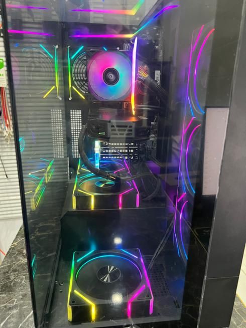 کیس گیمینگ اکواریومیCPU I 5 12400F RAM 16RGBRX580|رایانه رومیزی|بوشهر, |دیوار