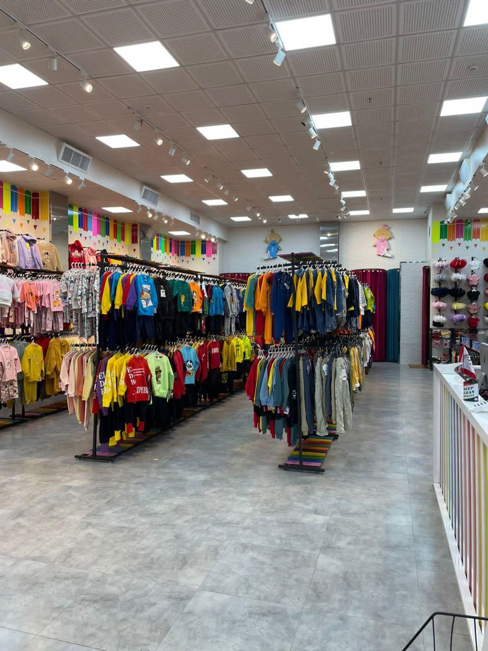 فروشنده خانم و آقا|استخدام خدمات فروشگاه و رستوران|شاهین‌شهر, عطار|دیوار