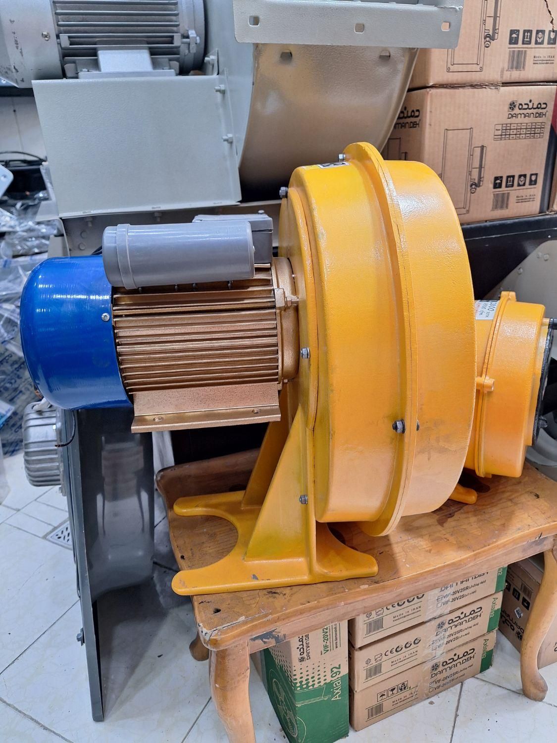 هواکش سوله فن باد زنی دایم روشن ytrko|پنکه و تصفیه‌کنندهٔ هوا|اصفهان, طامه|دیوار