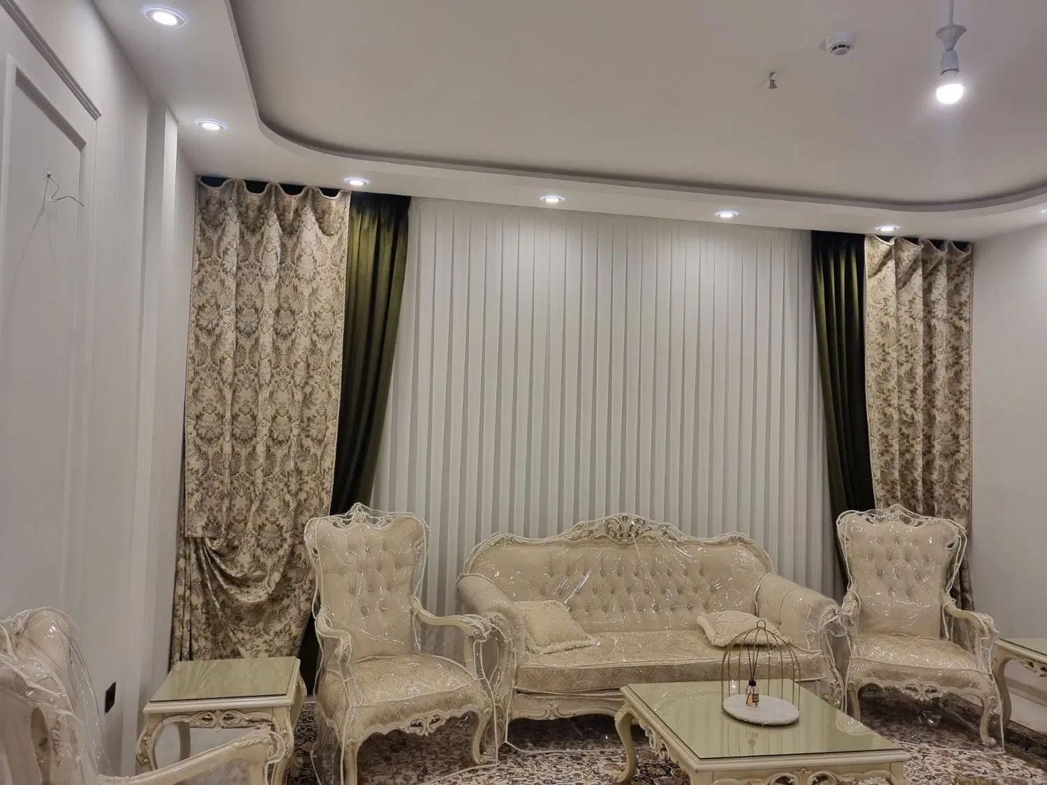 پرده عروس فروش چکی|پرده، رانر، رومیزی|مشهد, وکیل‌آباد|دیوار