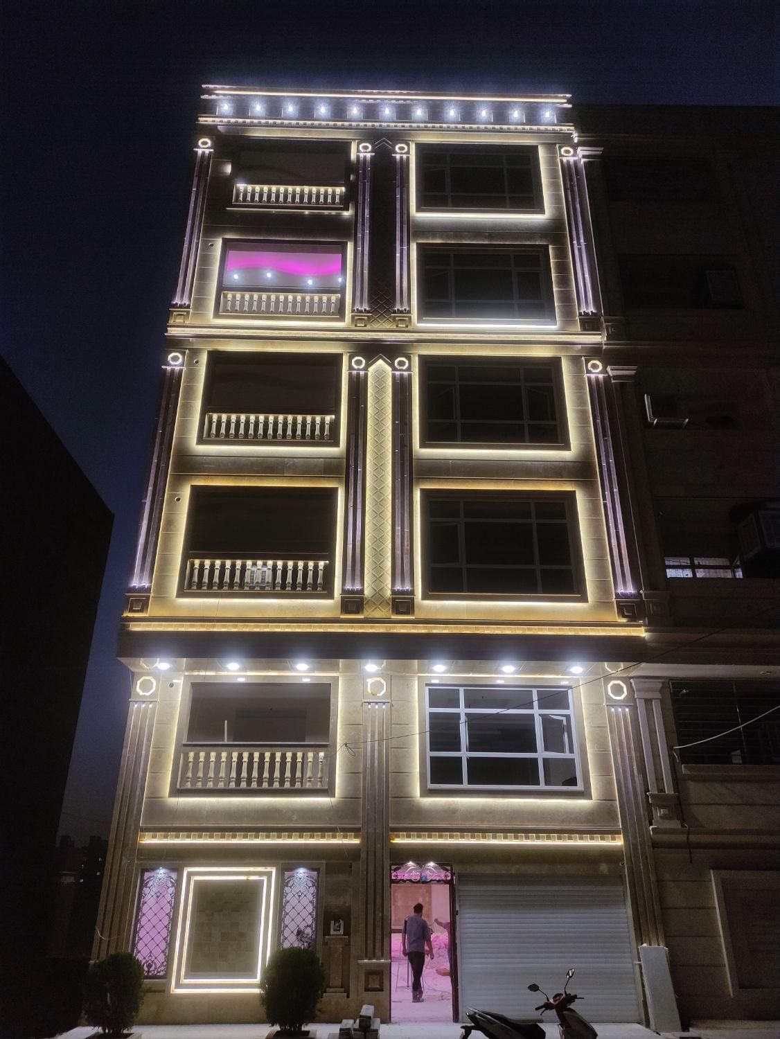 برق کار صنعتی و ساختمان|خدمات پیشه و مهارت|پیشوا, |دیوار