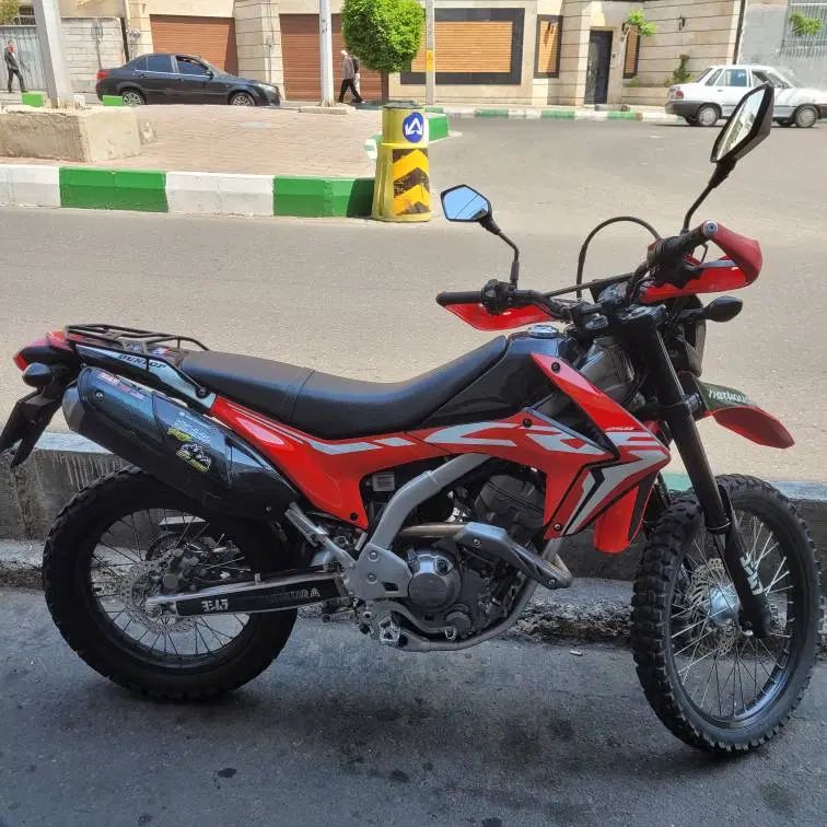موتورسیکلت هوندا crf250 ال مدل ۱۳۹۴|موتورسیکلت|تهران, نظام‌آباد|دیوار