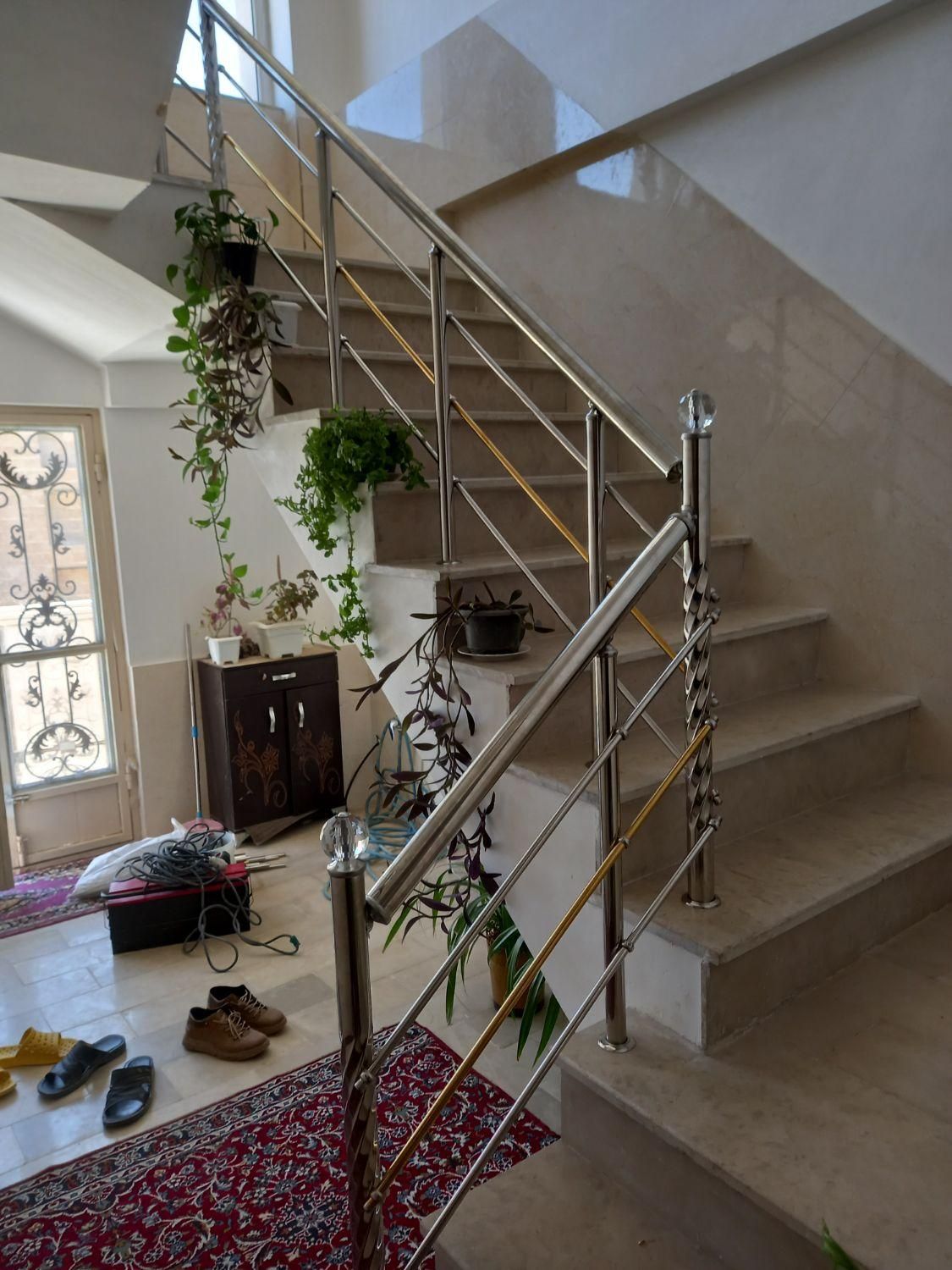 نصب و اجرای  نرده استیل|خدمات پیشه و مهارت|اراک, |دیوار