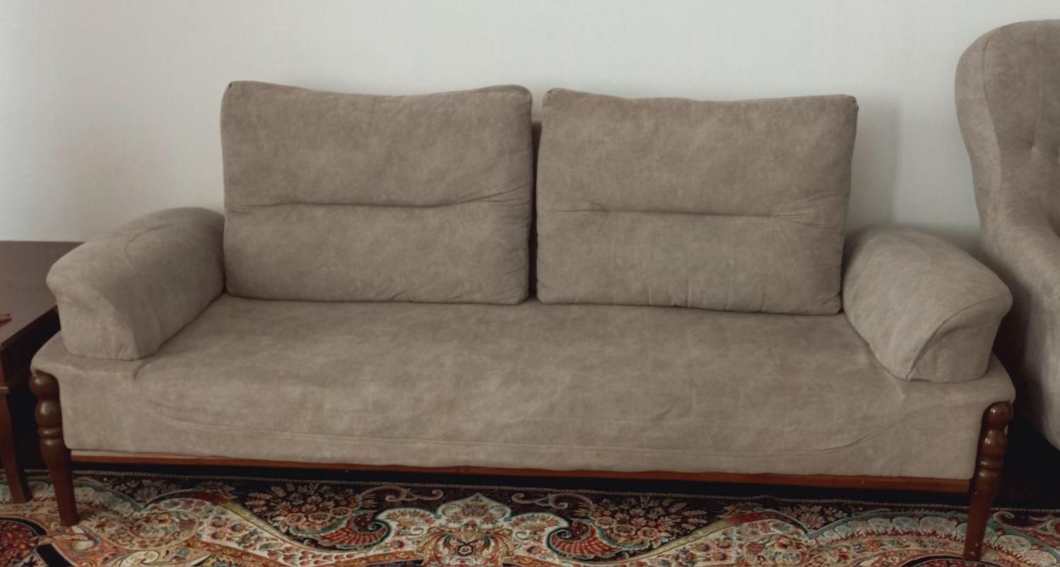 فروش مبل وعسلی بدلیل کمبودجا|مبلمان خانگی و میز عسلی|گنبد کاووس, |دیوار