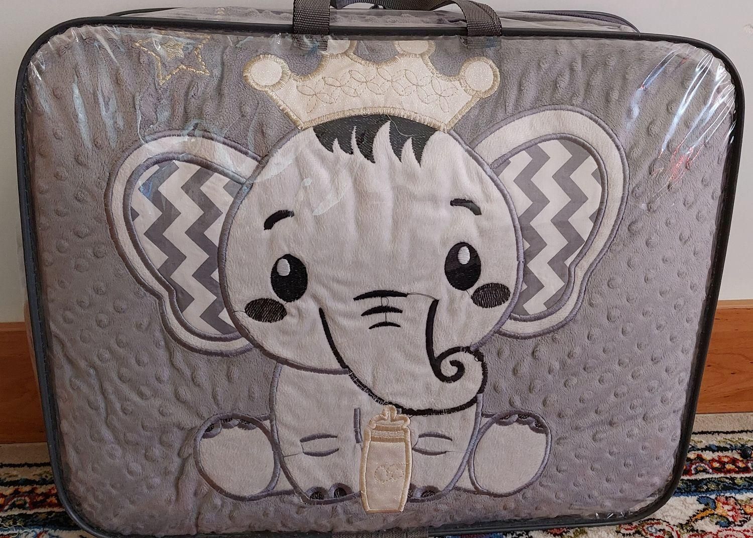 سرویس خواب مخمل کودک ۴تکه|تخت و صندلی بچه|اصفهان, عسگریه|دیوار