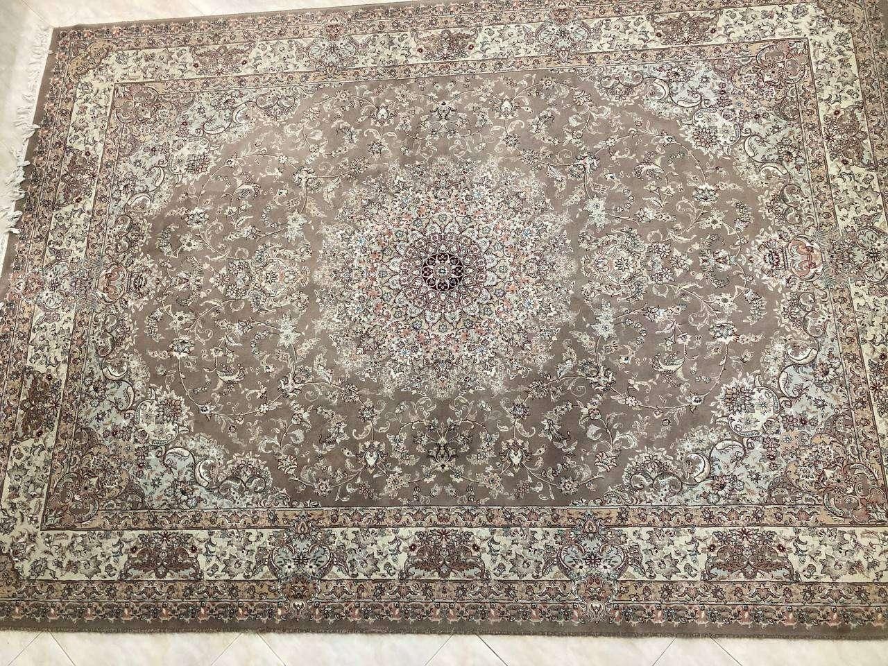 دوتخته فرش نه متری ماشینی|فرش|تهران, صاحب الزمان|دیوار